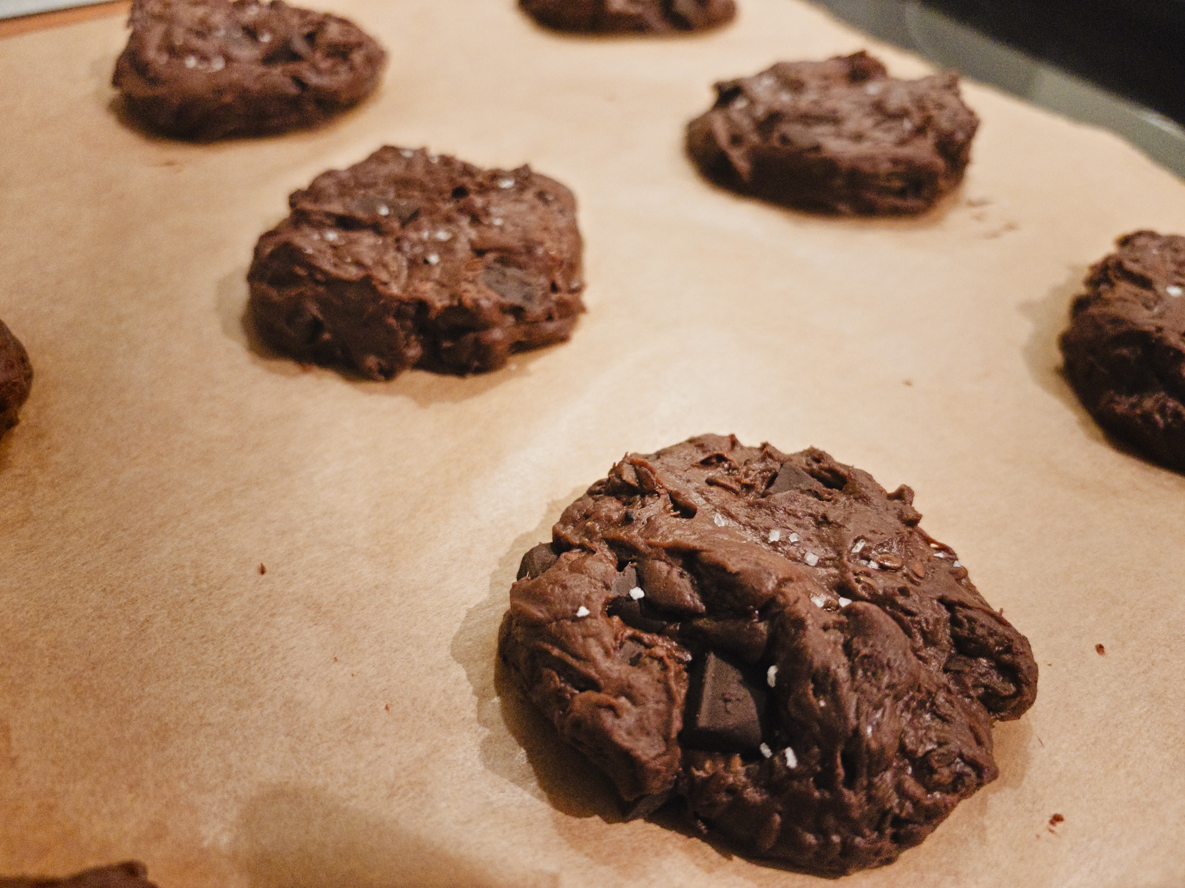 Cookies with salt sprinkled